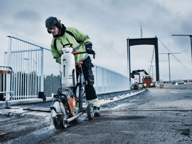 HUSQVARNA K 770 14" Бензорез 9676821-01 HUSQVARNA K 770 14" Бензорез 9676821-01