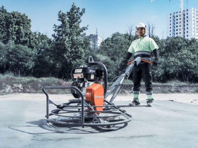 Машина затирочная Husqvarna BG 375 H6 L BC 950мм 9679290-01 Машина затирочная Husqvarna BG 375 H6 L BC 950мм 9679290-01