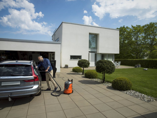 Пылесос HUSQVARNA WDC 220 9679079-01