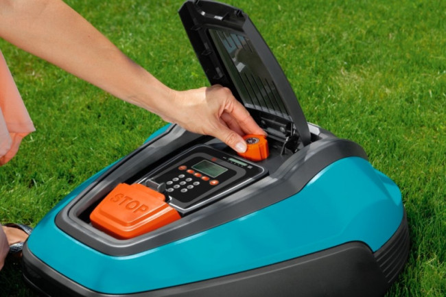 Газонокосилка-робот GARDENA R50Li 04077-72.000.00