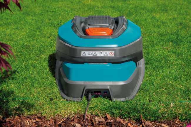 Газонокосилка-робот GARDENA R50Li 04077-72.000.00