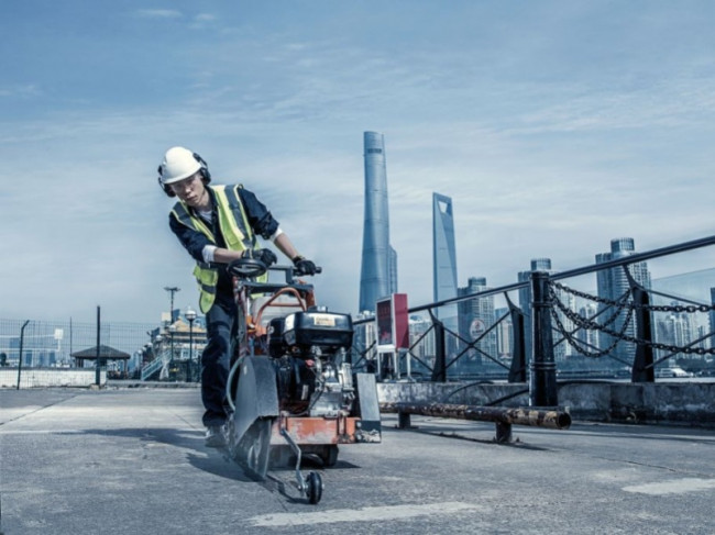 HUSQVARNA FS 400 LV Швонарезчик бензиновый 9677965-01 HUSQVARNA FS 400 LV Швонарезчик бензиновый 9677965-01