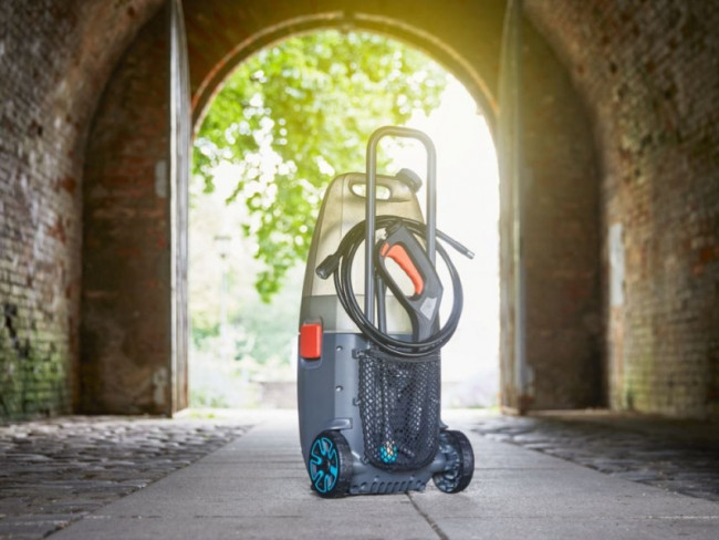 Аккумуляторная мойка высокого давления GARDENA AquaClean Li-40/60 без аккумулятора и ЗУ 09341-55.000.00