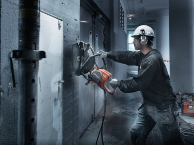 HUSQVARNA K 6500 POWER CUTTER 16" Электрический резчик высокочастотный 9667266-01 HUSQVARNA K 6500 POWER CUTTER 16" Электрический резчик высокочастотный 9667266-01