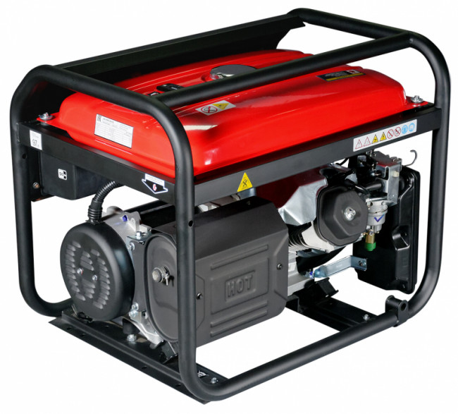 Бензиновый генератор Fubag BS 6600 DA ES с АВР