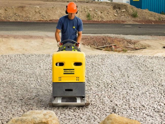 Husqvarna (Atlas Copco) LG 300 DE Реверсивная виброплита 9678553-07