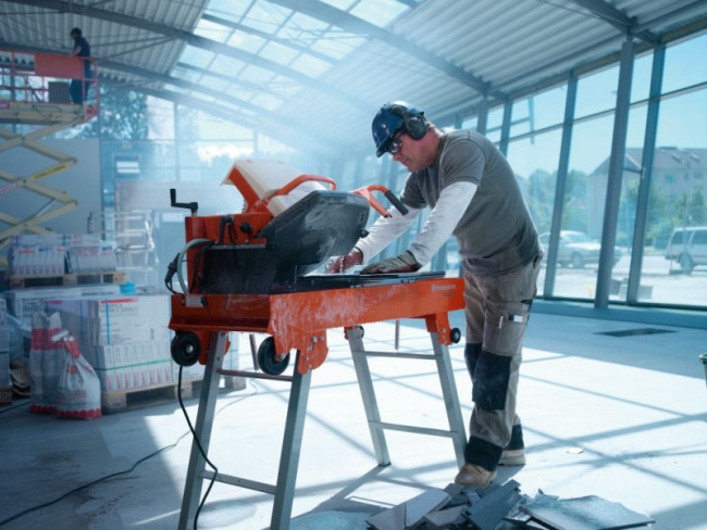 Husqvarna TS 400 F  Камнерезный станок 9651481-01