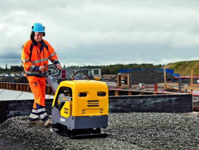 Husqvarna (Atlas Copco) LG 400 DEC Реверсивная виброплита 9678964-01