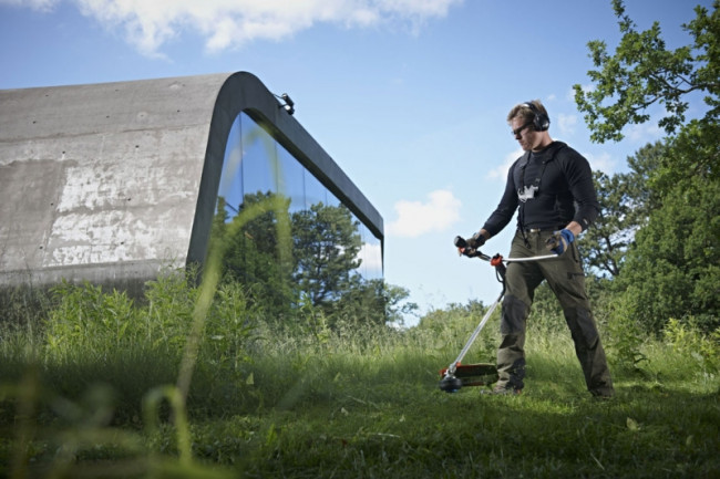 HUSQVARNA 525RX Триммер бензиновый бензокоса 9667768-01 HUSQVARNA 525RX Триммер бензиновый бензокоса 9667768-01