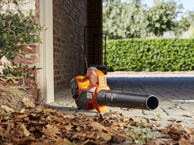 Аккумуляторный воздуходув HUSQVARNA 320iB Mark II 9679154-02