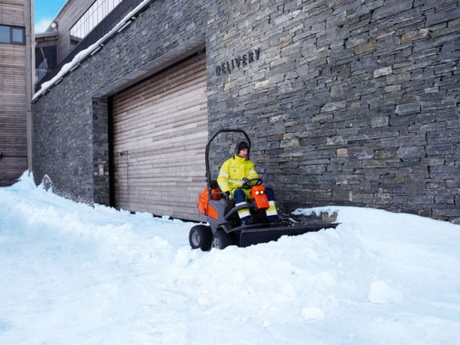 Набор к снегоотвалу колеса и накладка HUSQVARNA 5927553-01